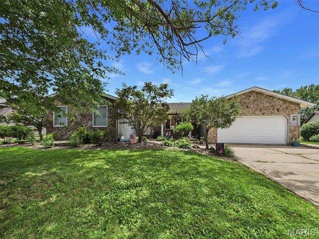 House for sale in Staunton, Illinois