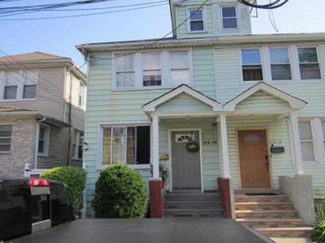 House for sale in Queens, Arverne