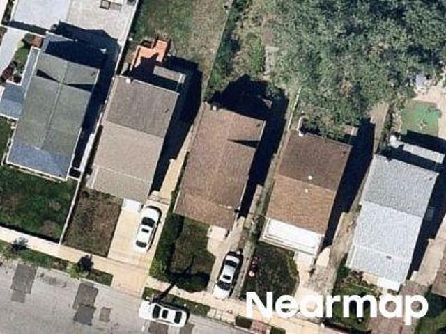 House for sale in Queens, Arverne