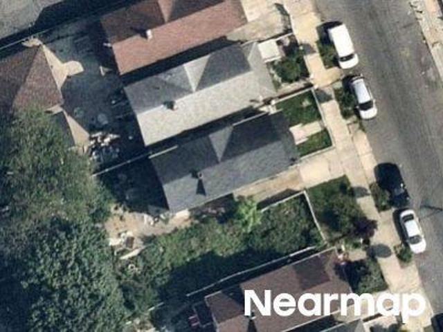 House for sale in Queens, Arverne