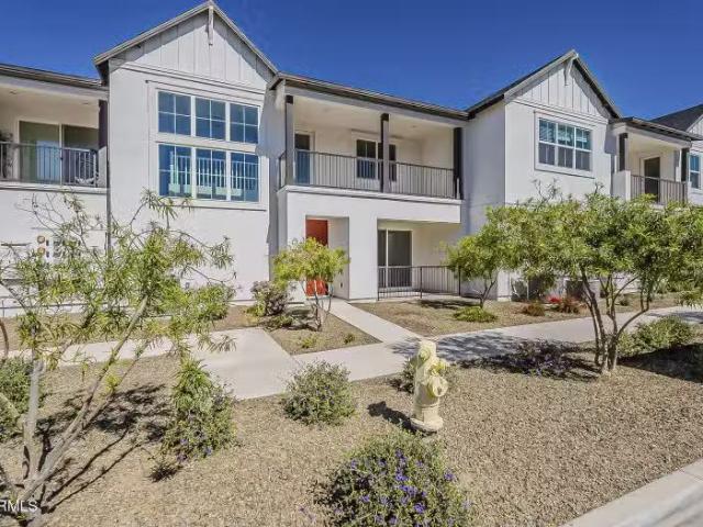 Condo for sale in Surprise