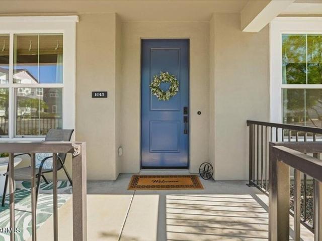 Townhouse for sale in Surprise, Arizona