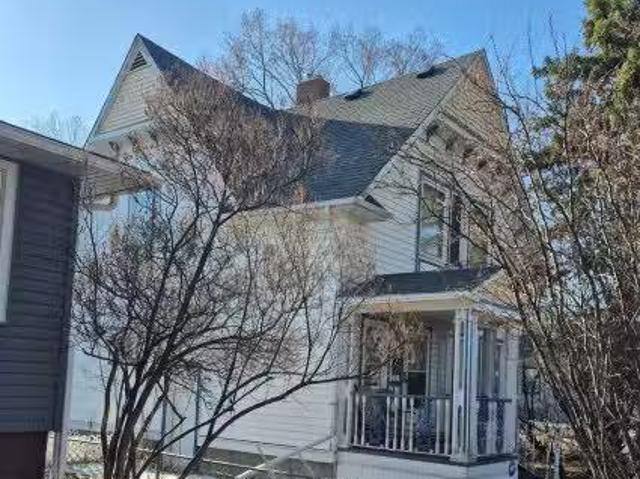House for sale in Wedgewood, Alberta