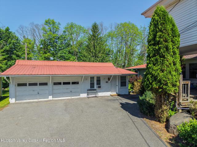 House for sale in Greenville, New York