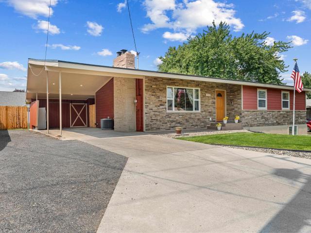 House for sale in Clarkston, Washington