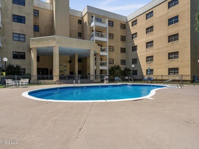 Condo for sale in Biloxi, Mississippi