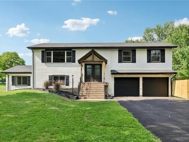 House for sale in New Castle, Pennsylvania