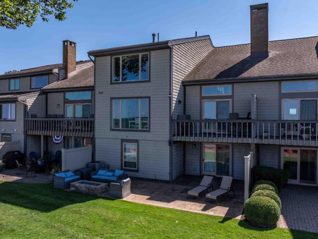Condo for sale in Anderson, Huron