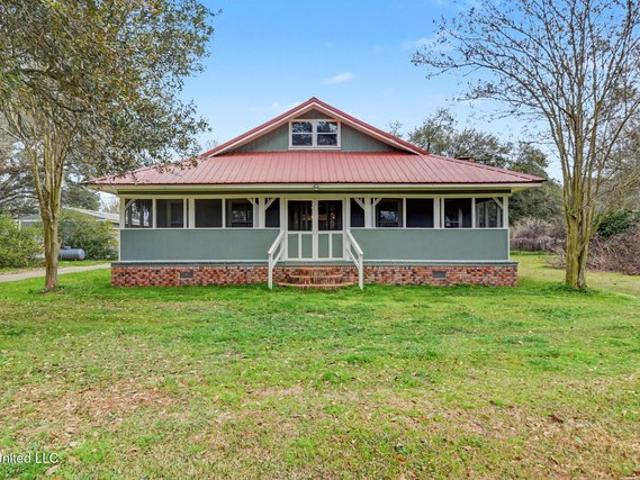 House for sale in Lucedale, Mississippi
