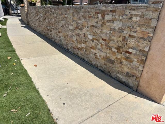 House for sale in Inglewood, California