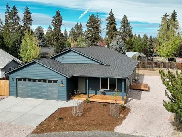 House for sale in Sisters, Deschutes County
