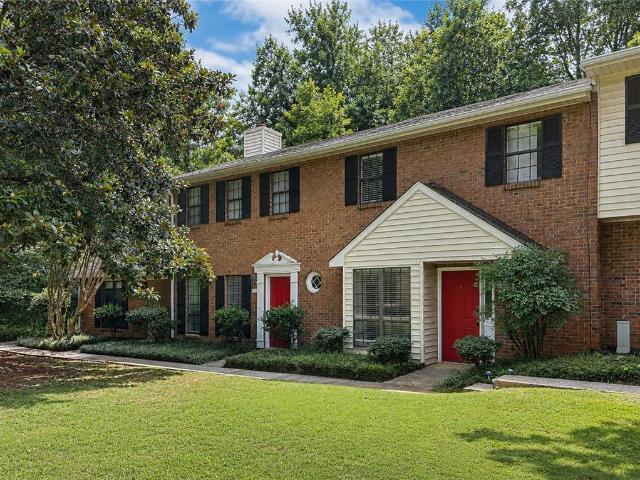 Townhouse for sale in Alpharetta, Georgia