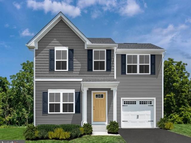 House for sale in Bunker Hill, West Virginia