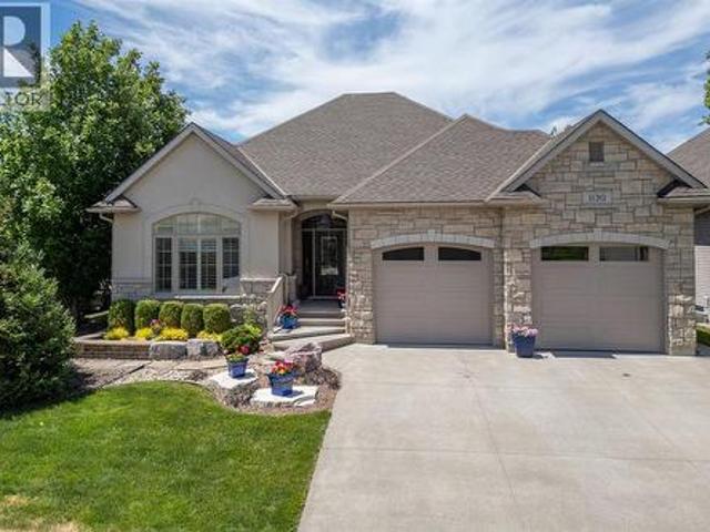 Condo for sale in Brights Grove, Ontario