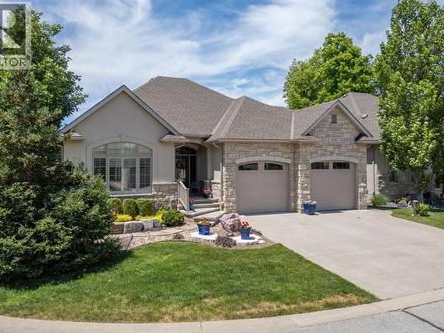 Condo for sale in Brights Grove, Ontario