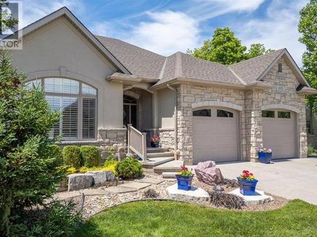 House for sale in Brights Grove, Ontario