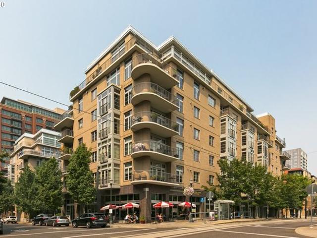 Condo for sale in Oregonia