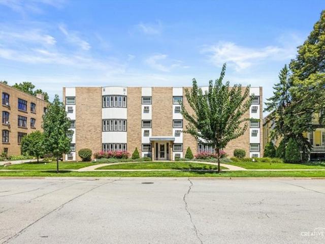 Condo for sale in Oak Park, Illinois