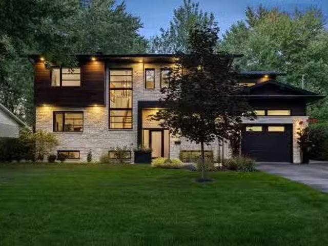 House for sale in Saint-Bruno-de-Montarville, Montérégie