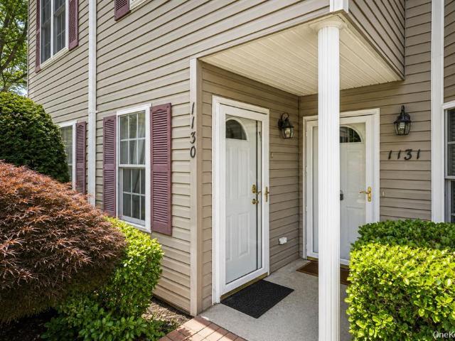 Condo for sale in The Greens at Half Hollow, Town of Huntington