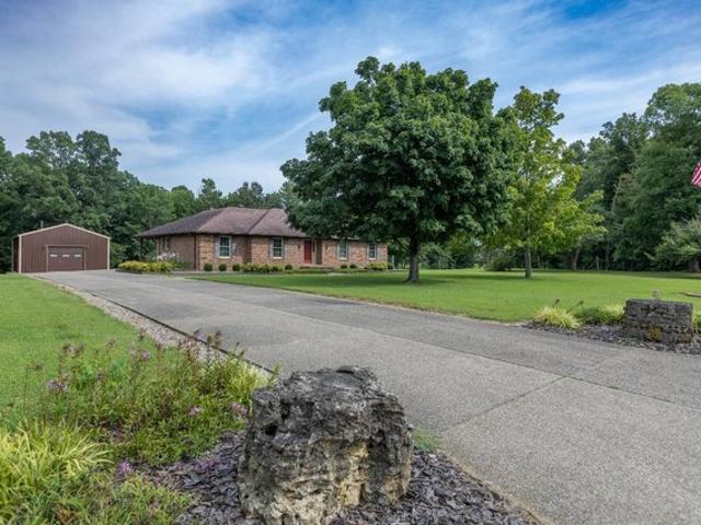 House for sale in Raywick, Kentucky