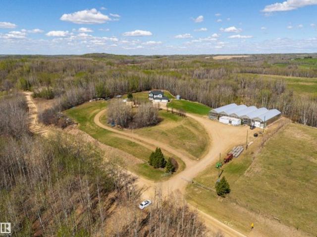 House for sale in Alberta