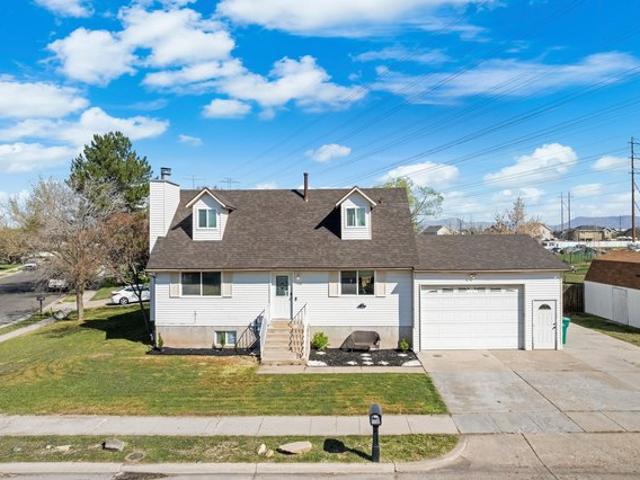 House for sale in Clearfield, Utah