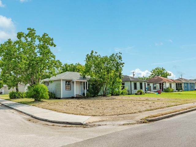 House for sale in Freeport, Texas