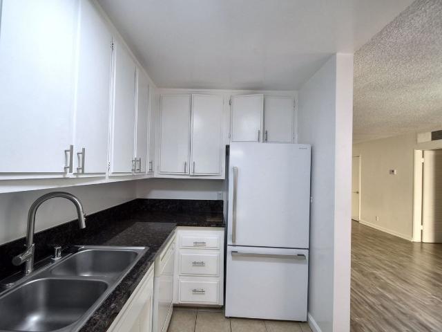 Apartment for rent in Sherman Oaks Neighborhood Council District, Los Angeles