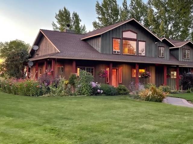 Farm for sale in Powell Butte, Crook County
