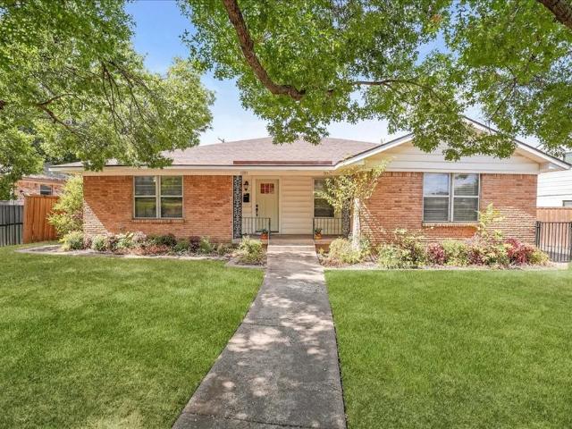 House for sale in Dallas, Texas