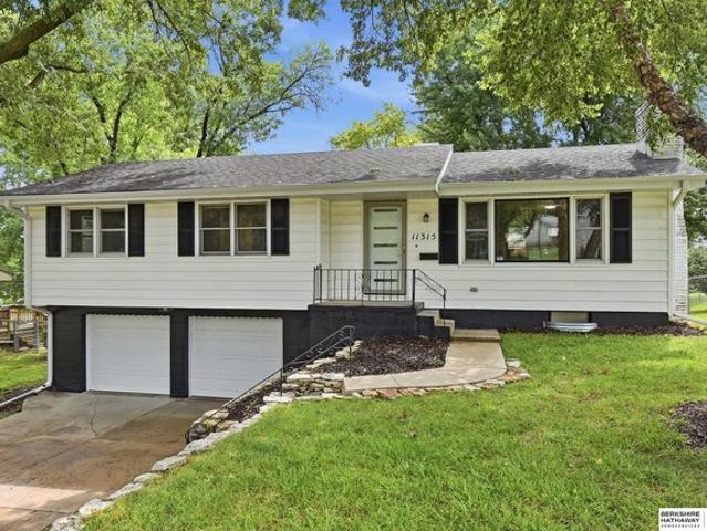 House for sale in Omaha, Douglas County