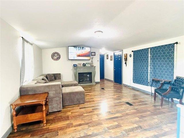House for sale in Sayre, Beckham County