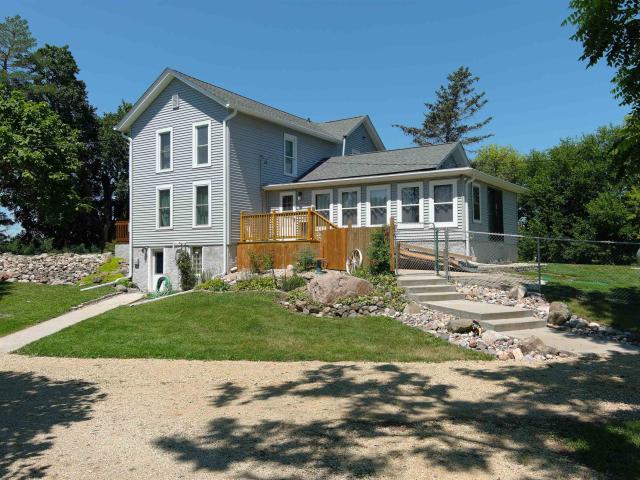 House for sale in Brooklyn, Wisconsin