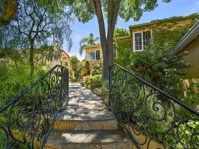 House for sale in Studio City Neighborhood Council District, Canoga Park