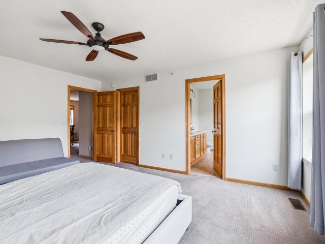 Townhouse for sale in Hennepin, Minnesota
