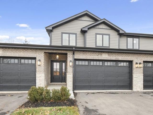 Townhouse for sale in Mokena, Illinois