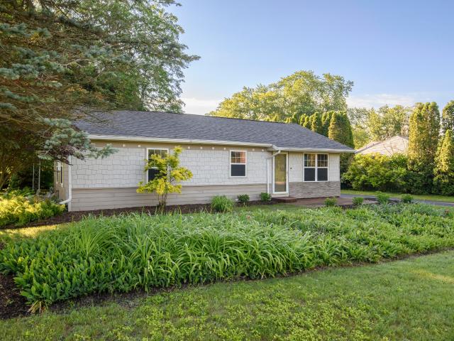 House for sale in Pleasant Prairie, Wisconsin