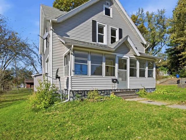 House for sale in Wisconsin Dells, Columbia County