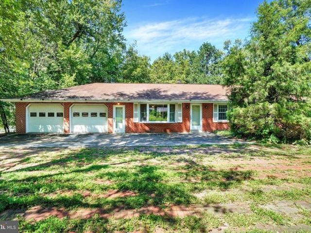 House for sale in Elizabethtown, Pennsylvania