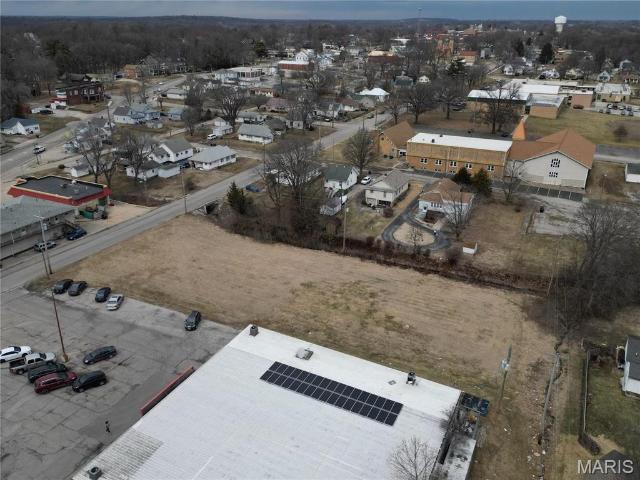 Property for sale in Hillsboro, Illinois