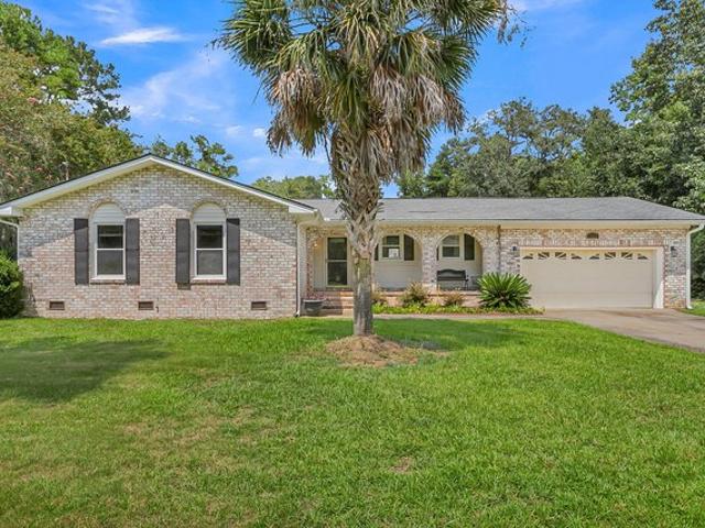 House for sale in Moncks Corner, South Carolina