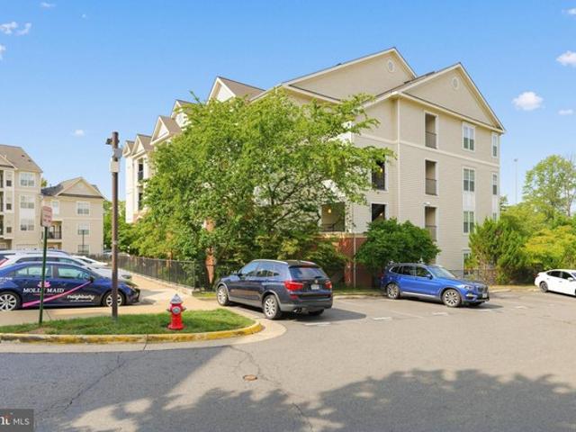 Condo for sale in Fairfax, Virginia