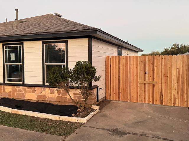 House for sale in Manor, Travis County