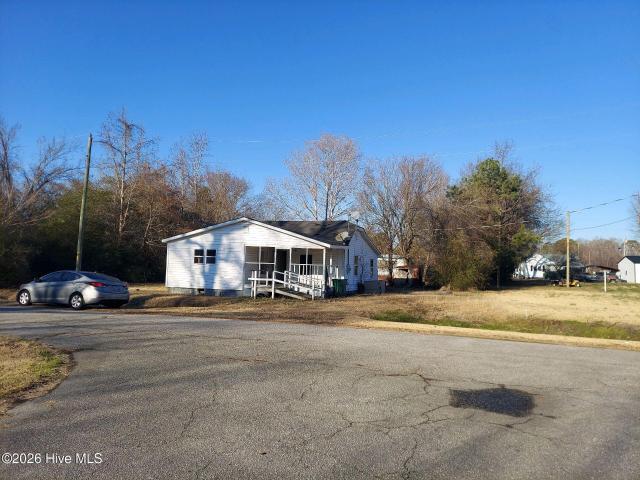 House for sale in Oak City, North Carolina