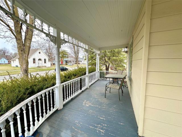 House for sale in Grinnell, Iowa