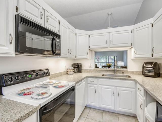 Condo for sale in Jupiter, Florida