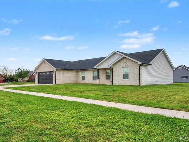 House for sale in Sikeston, Missouri