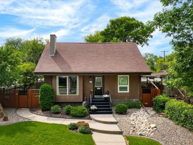 House for sale in Wedgewood, Alberta