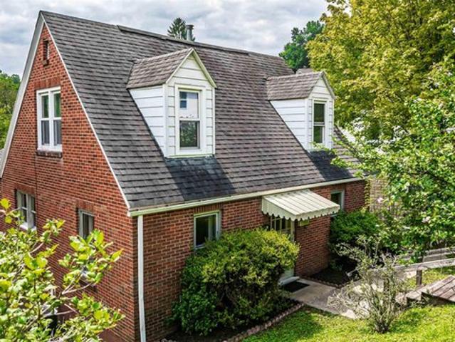 House for sale in Fairmont, West Virginia